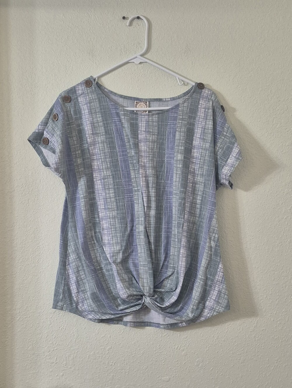 Knot-Front Short Sleeve Stripe Tee in Light Blue